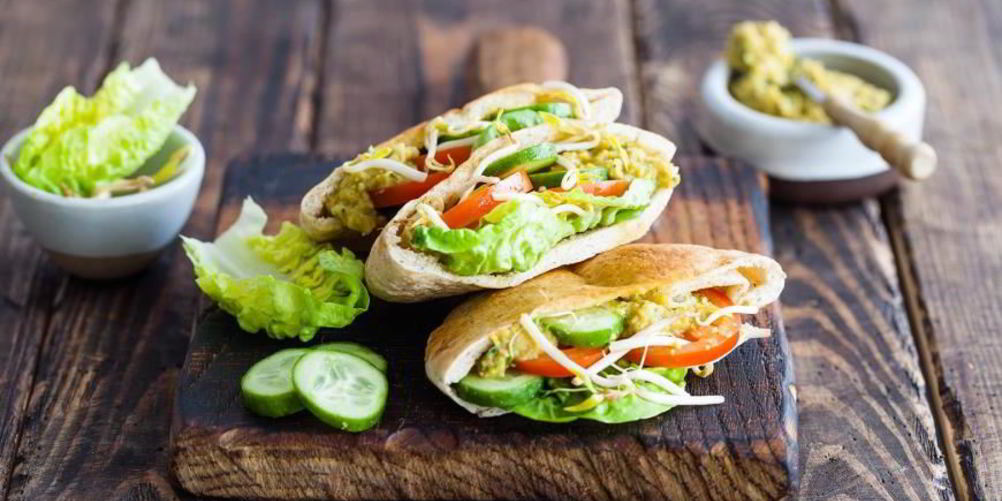 Как приготовить пита с намазкой из нута и свежими овощами