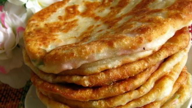 Рецепт Сырные лепешки с грибами и ветчиной