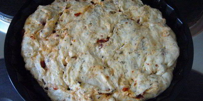 Рецепт воздушная фокачча с томатами и оливками