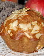 Абрикосовые маффины с миндальной посыпкой