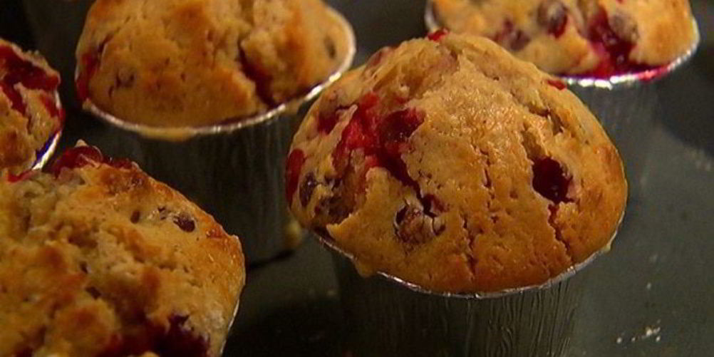 Как приготовить апельсиновые маффины с клюквой
