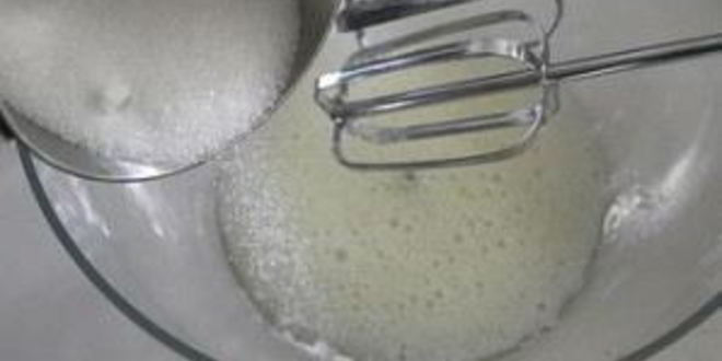 Рецепт банановые маффины с финиками и семечками