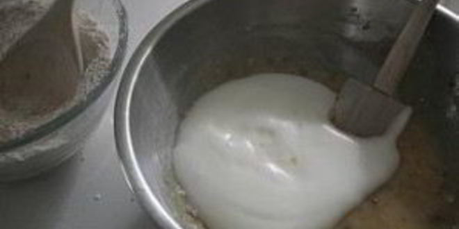 Рецепт банановые маффины с финиками и семечками