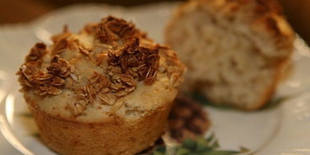 Как приготовить банановые маффины с овсяными хлопьями и медом