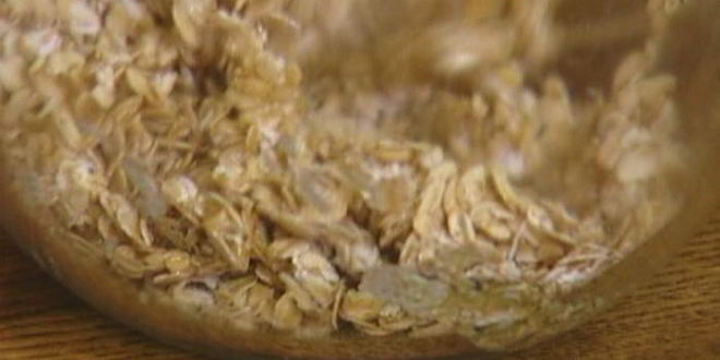 Рецепт банановые маффины с овсяными хлопьями и медом