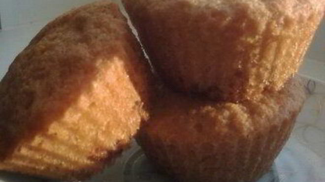 Рецепт Домашние маффины с апельсином и изюмом