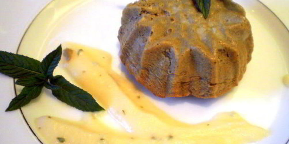 Как приготовить маффины из печени с яблочно-мятным соусом