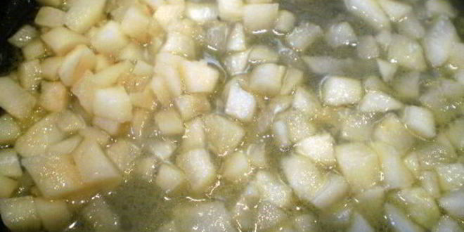 Рецепт маффины из печени с яблочно-мятным соусом