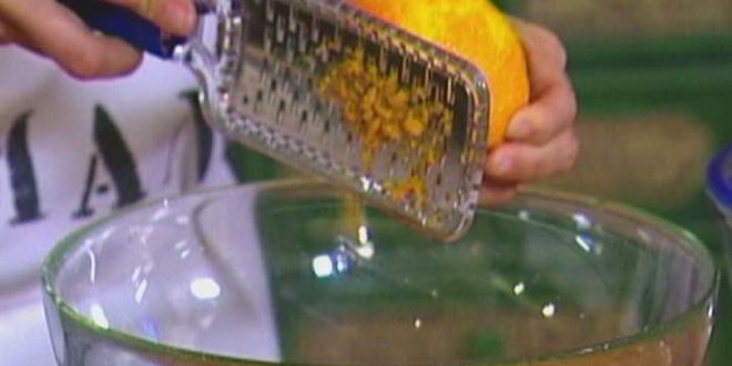 Рецепт маффины с апельсиновым соком, орехами и курагой