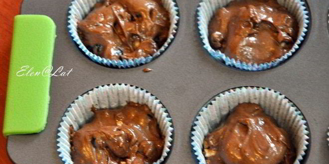 Рецепт маффины с черной смородиной и белым шоколадом