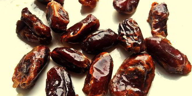 Рецепт маффины с финиками и семечками