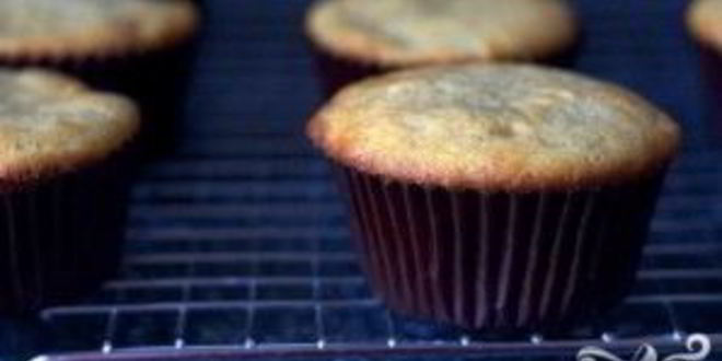 Рецепт маффины с персиками и сливочной глазурью