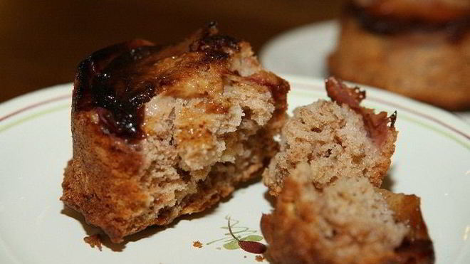 Рецепт Маффины с персиками, корицей и мускатным орехом