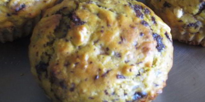 Рецепт маффины с тыквой, грушей и шоколадом хэллоуин