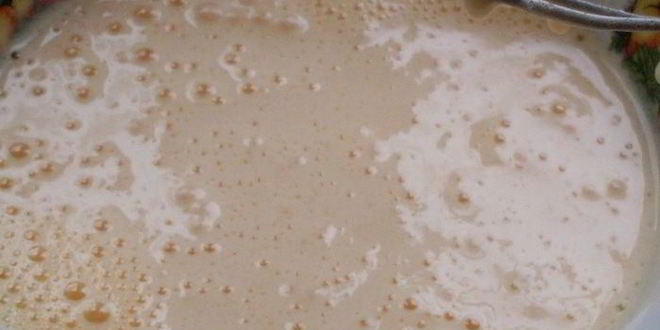 Рецепт шоколадных маффинов с конфитюрома иза смородин