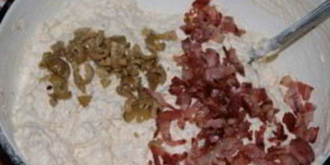 Рецепт закусочные маффины с оливками и сулугуни