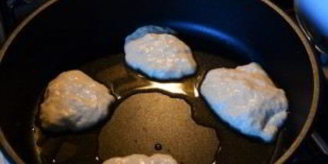 Рецепт быстрые оладьи на сухих дрожжах