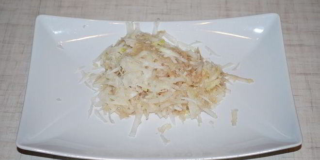 Рецепт диетические оладьи с крабовыми палочками