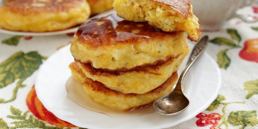 Как приготовить дрожжевые тыквенные оладьи