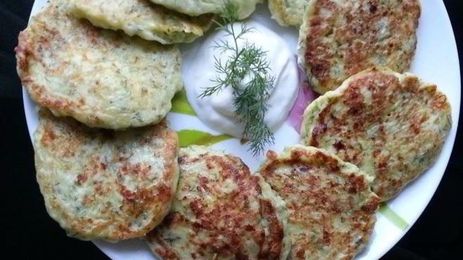 Рецепт Кабачковые оладьи с творогом