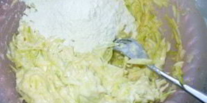 Рецепт кабачковые оладьи с творогом