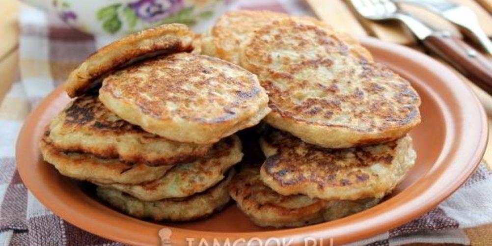 Как приготовить капустные оладьи с сыром