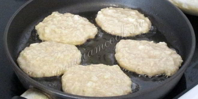 Рецепт капустные оладьи с сыром