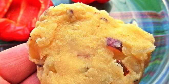 Рецепт картофельные оладьи с колбасками