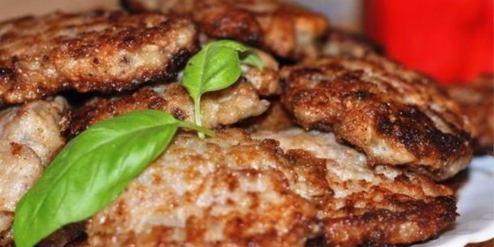 Как приготовить оладушки мясные