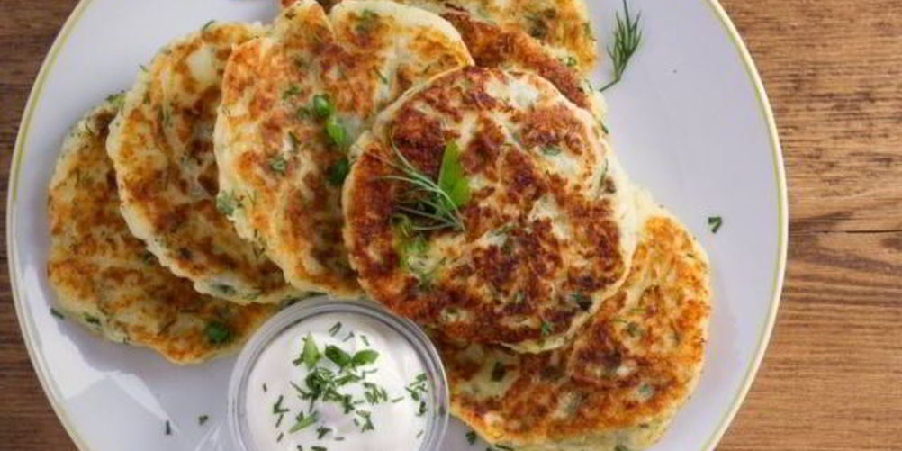 Как приготовить оладьи из кабачков с творогом