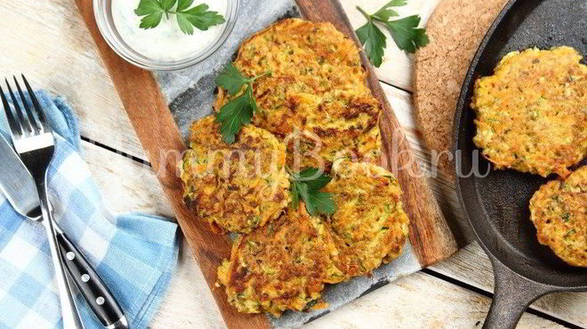 Рецепт Оладьи из ячневой крупы с йогуртовым соусом