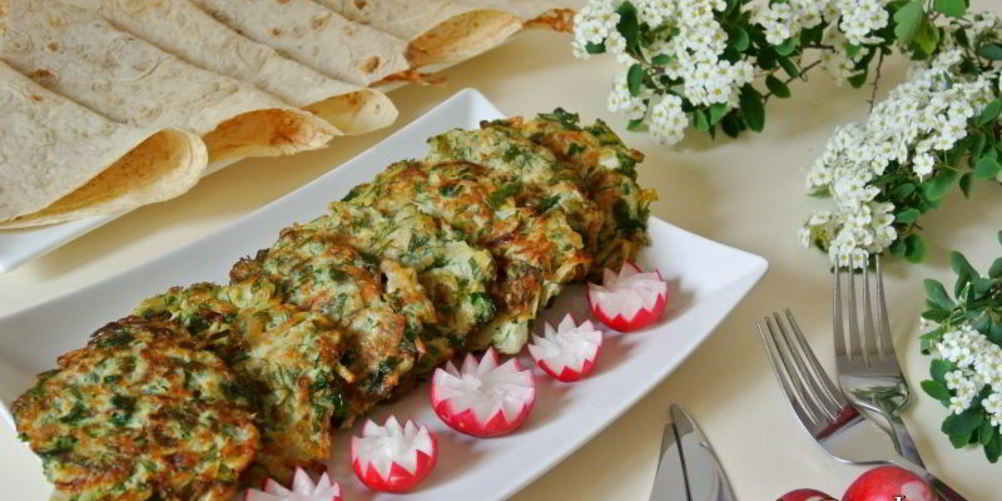 Как приготовить оладьи капустные с овсяными хлопьями