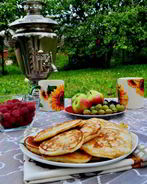 Оладьи на кефире с яблоками