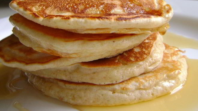 Рецепт Оладьи на молоке с яблоками