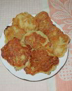 Оладьи на воде с яблоками