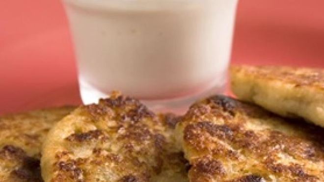 Рецепт Оладьи с бананом и изюмом