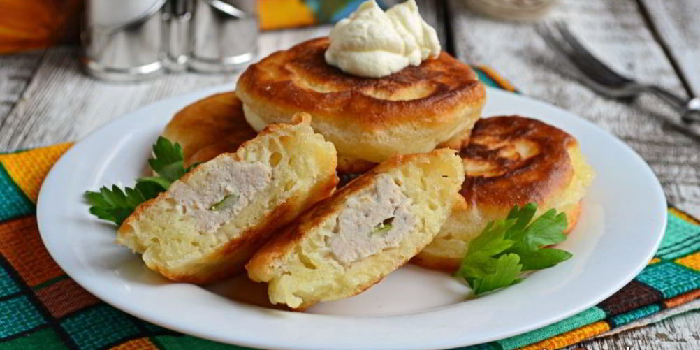 Как приготовить оладьи с начинкой из куриного фарша