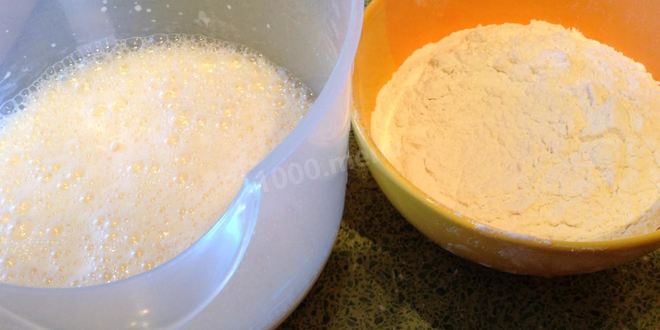 Рецепт оладьи с яблоками и бананами на кефире