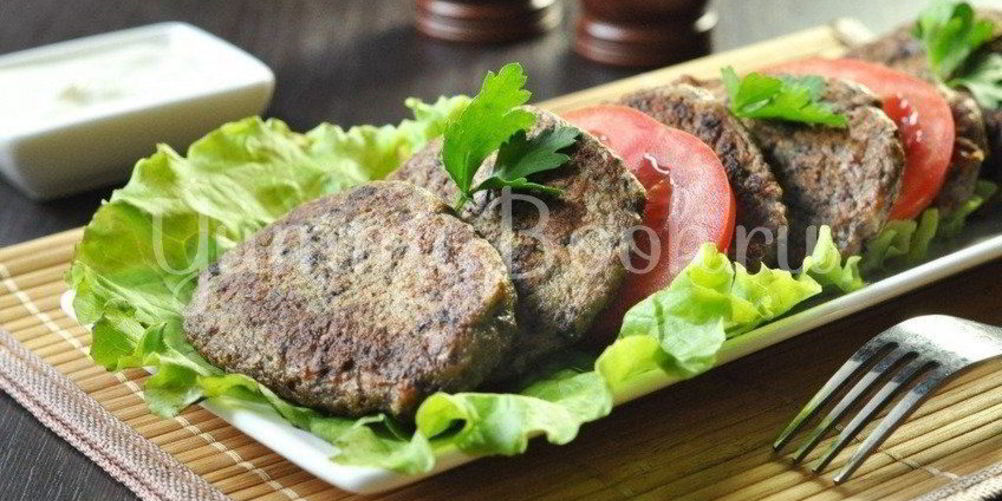 Как приготовить печеночно-овощные оладьи