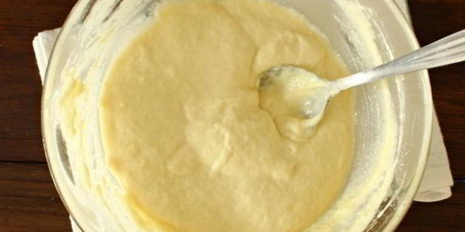 Рецепт пышные оладьи на кефире с изюмом