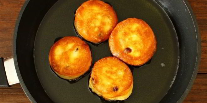 Рецепт пышные оладьи на кефире с изюмом