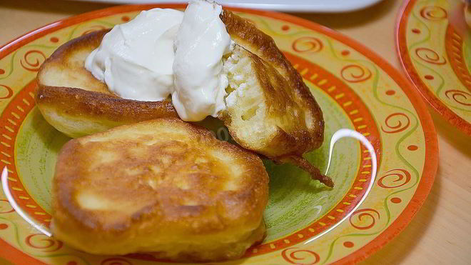 Рецепт Пышные оладьи на теплом кефире с содой