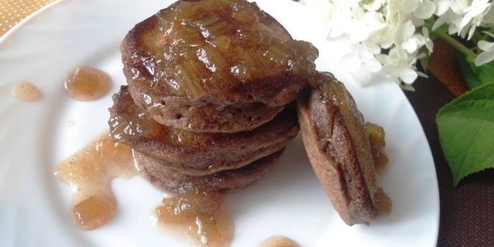 Рецепт оладьи из ячневой крупы с йогуртовым соусом