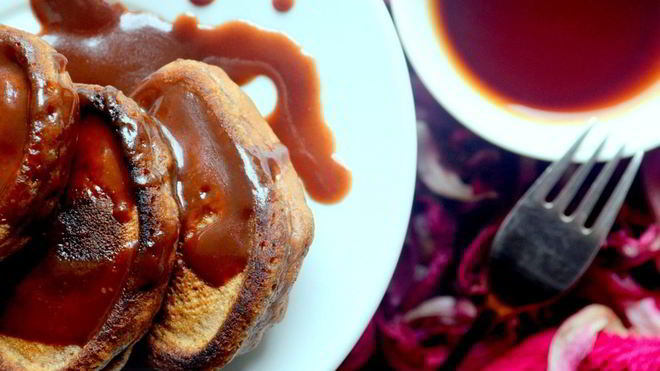 Рецепт Шоколадные оладьи с шоколадным соусом