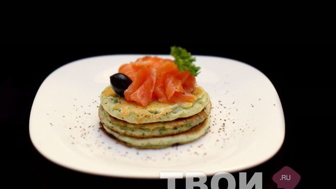 Рецепт Шпинатные оладьи с семгой