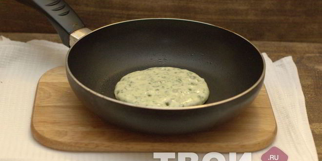 Рецепт шпинатных оладий с семгоя