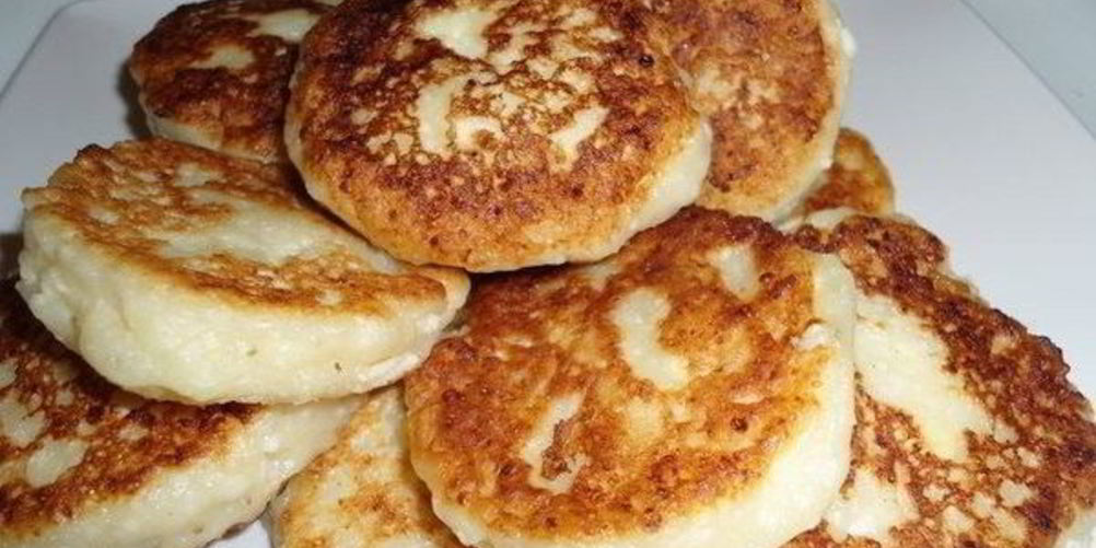 Как приготовить творожные оладьи с яблоками