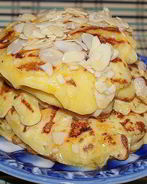 Тыквенные оладьи с медовыми орехами