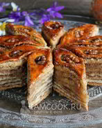 Пахлава с грецкими орехами и медом