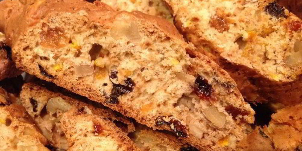 Как приготовить бискотти — печенье с орехами и изюмом
